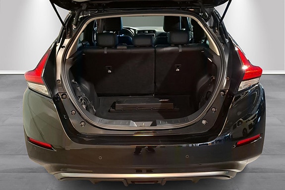 Nissan Leaf 5 of 24