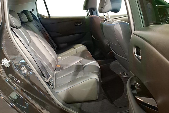 Nissan Leaf 21 of 24