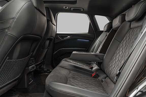 Audi Q4 e-tron 27 of 30