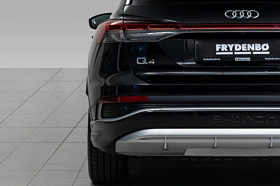 Audi Q4 e-tron 10 of 30