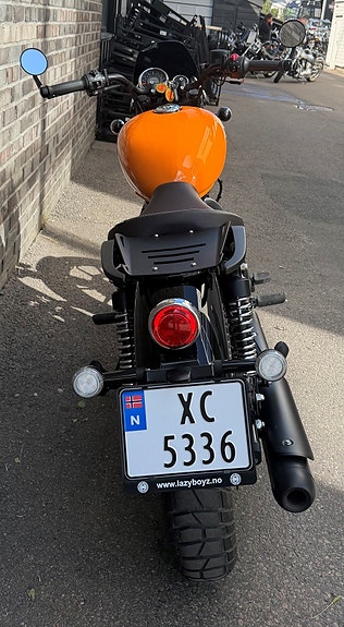 Royal Enfield Meteor 350 10 of 15