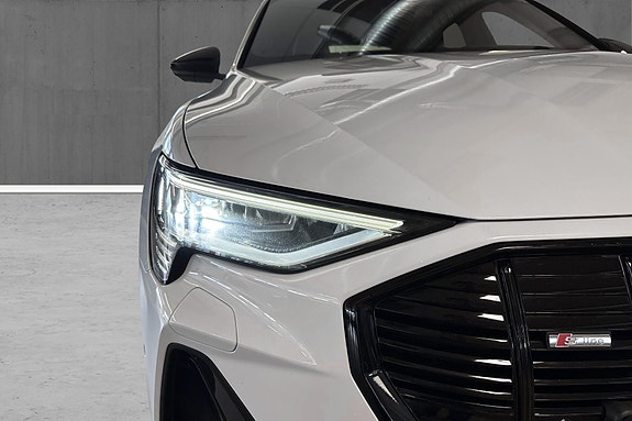Audi e-tron Sportback 29 of 30