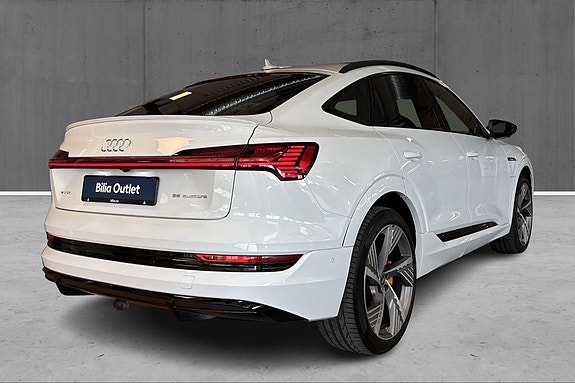 Audi e-tron Sportback 5 of 30