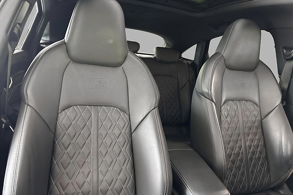 Audi e-tron Sportback 14 of 30
