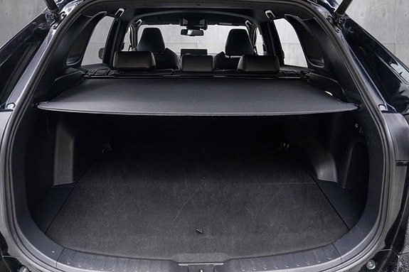 Toyota RAV4 Plug-in Hybrid 18 of 20