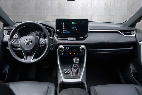 Toyota RAV4 Plug-in Hybrid 9 of 20