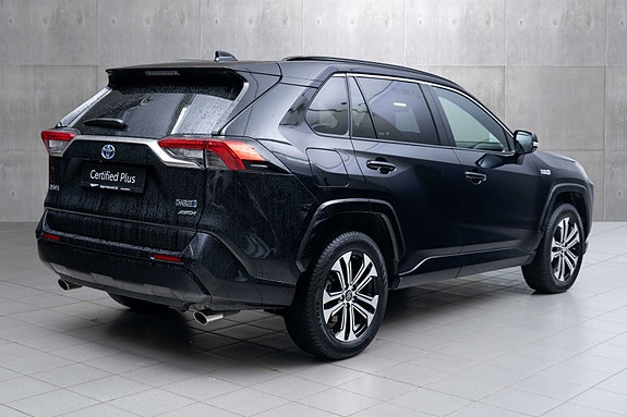 Toyota RAV4 Plug-in Hybrid 5 of 20