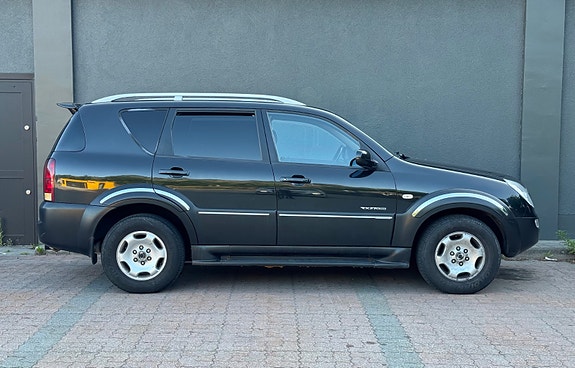 SsangYong Rexton 10 of 30