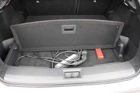 Nissan Ariya 18 of 29