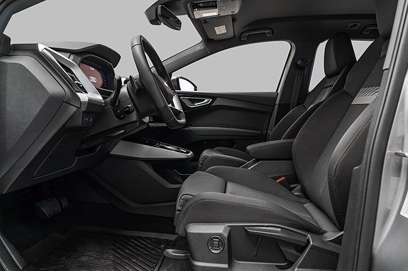 Audi Q4 e-tron 24 of 30