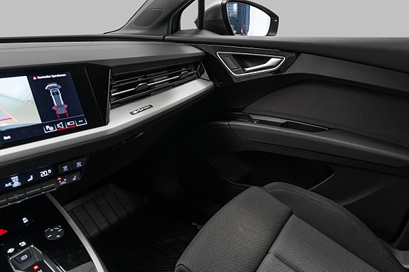 Audi Q4 e-tron 18 of 30