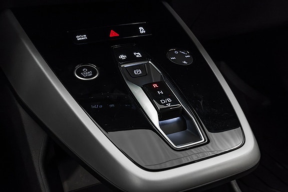 Audi Q4 e-tron 17 of 30