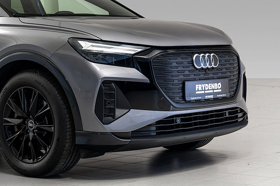 Audi Q4 e-tron 2 of 30
