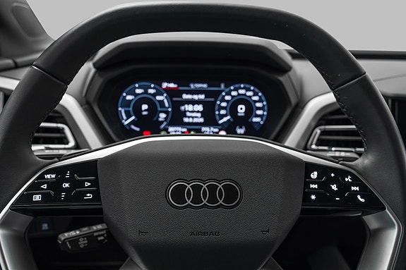 Audi Q4 e-tron 20 of 30