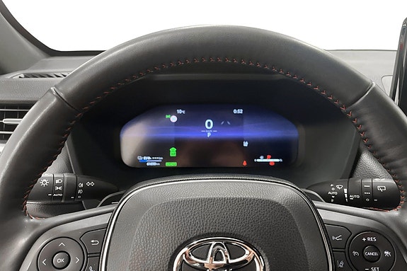 Toyota RAV4 Plug-in Hybrid 11 of 19