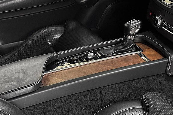 Volvo XC90 26 of 30
