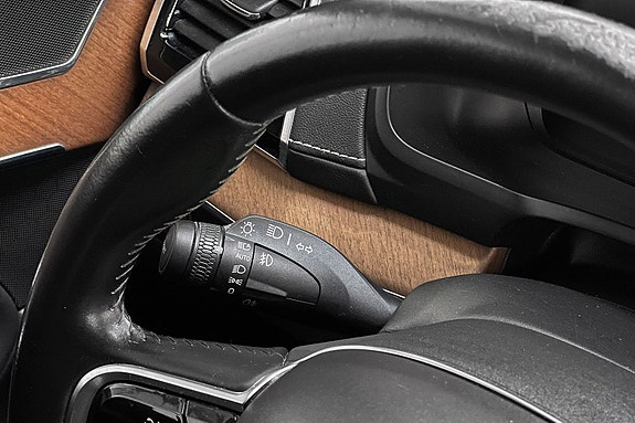 Volvo XC90 23 of 30