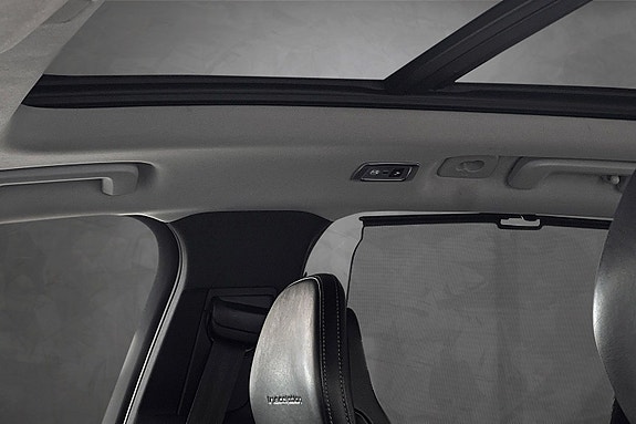 Volvo XC90 17 of 30