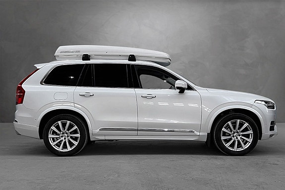 Volvo XC90 7 of 30