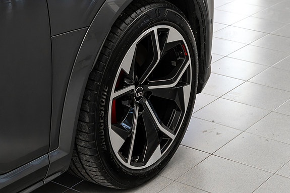 Audi SQ8 e-tron 6 of 30