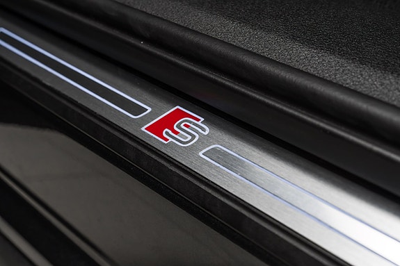 Audi SQ8 e-tron 27 of 30