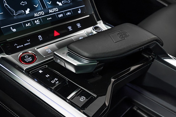 Audi SQ8 e-tron 19 of 30