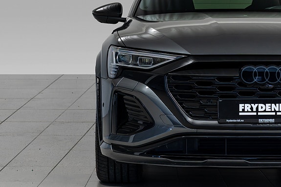 Audi SQ8 e-tron 4 of 30