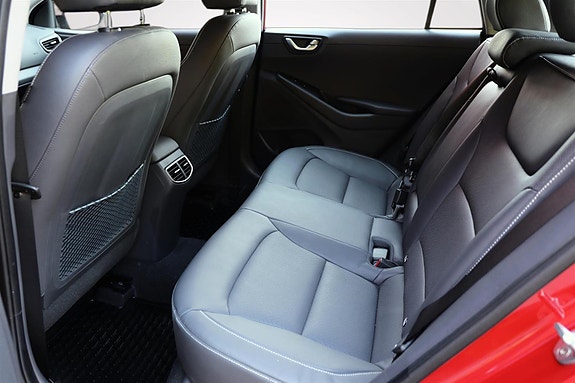 Hyundai IONIQ 10 of 18