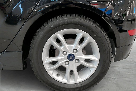 Ford Fiesta 21 of 21