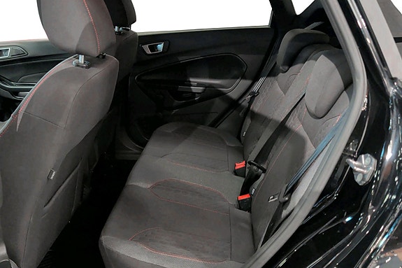 Ford Fiesta 17 of 21