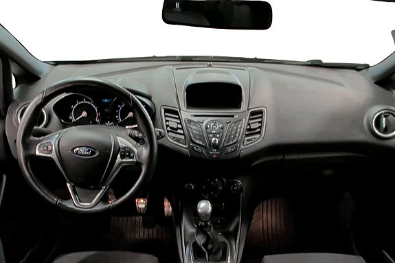 Ford Fiesta 10 of 21