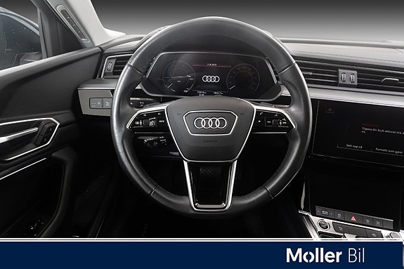 Audi e-tron 13 of 24