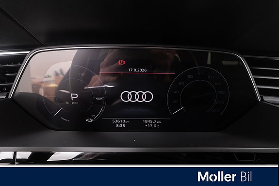 Audi e-tron 14 of 24