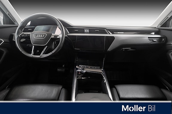 Audi e-tron 12 of 24