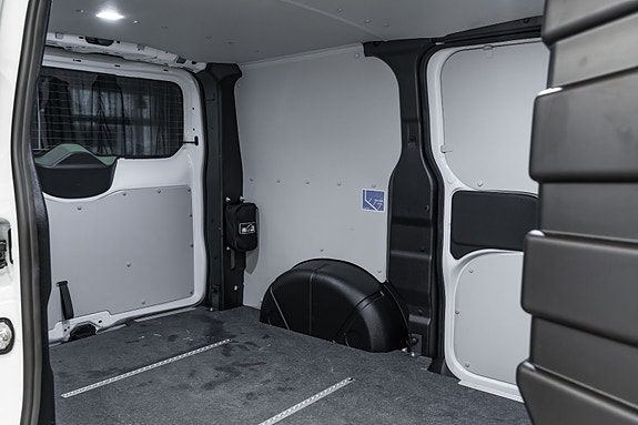 Volkswagen Transporter 26 of 30