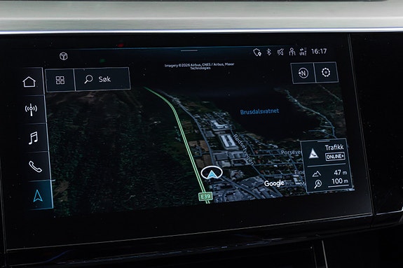 Audi e-tron 14 of 30