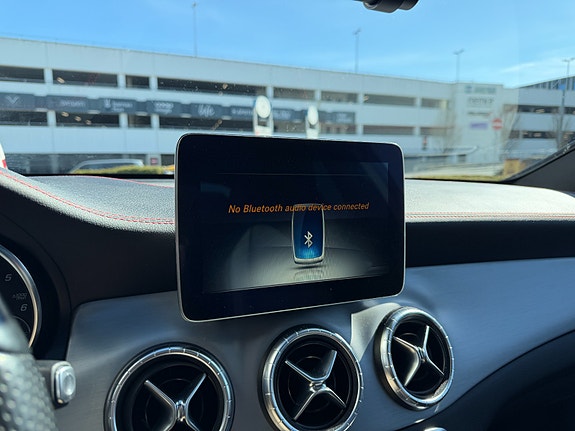 Mercedes-Benz CLA220 d 14 of 17