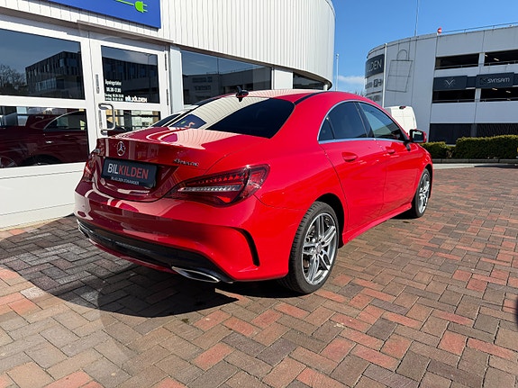Mercedes-Benz CLA220 d 2 of 17