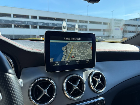 Mercedes-Benz CLA220 d 13 of 17