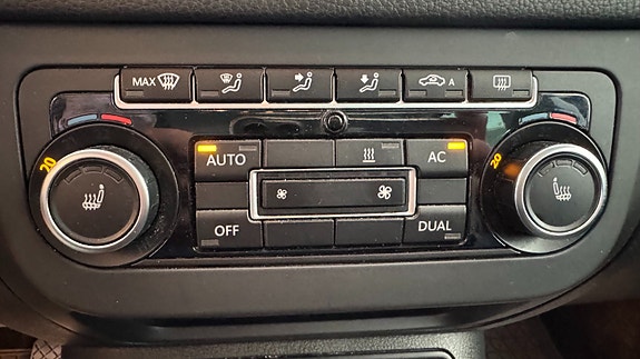 Volkswagen Tiguan 9 of 19