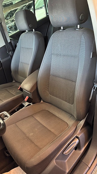 Volkswagen Tiguan 5 of 19