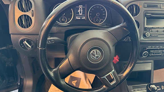 Volkswagen Tiguan 6 of 19