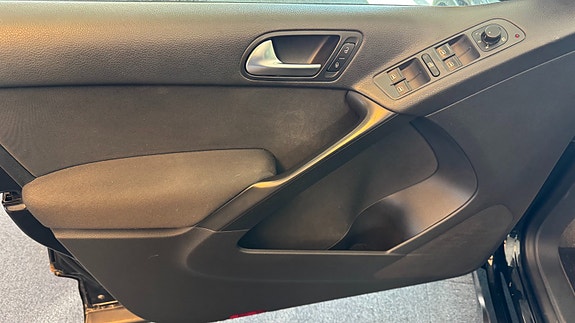 Volkswagen Tiguan 8 of 19