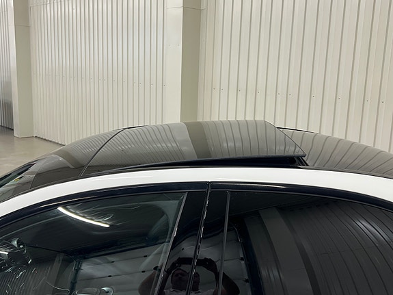 Mercedes-Benz C200 14 of 30