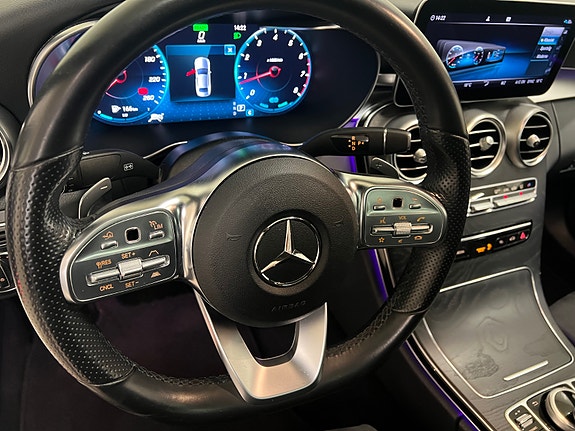 Mercedes-Benz C200 23 of 30