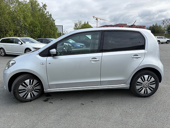 Volkswagen UP! 4 of 30