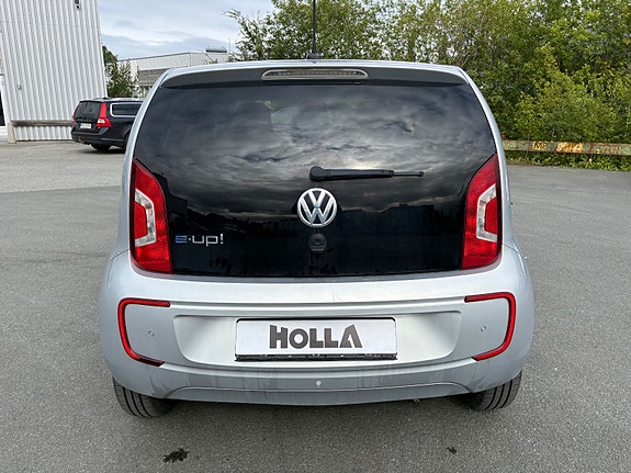 Volkswagen UP! 6 of 30