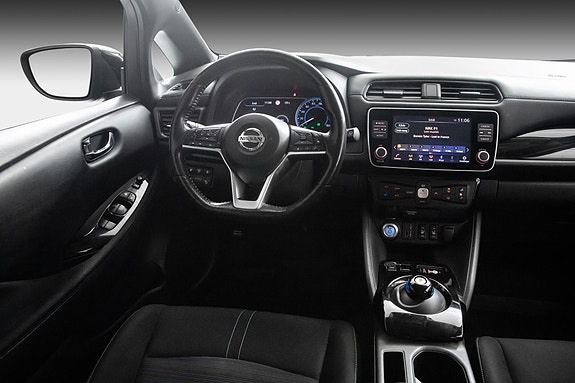 Nissan Leaf 20 of 23