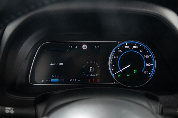 Nissan Leaf 11 of 23