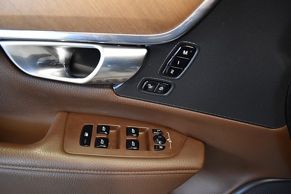 Volvo V90 18 of 30